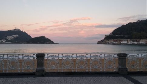 Photograph of sea front and bay in San Sebastian, Spain